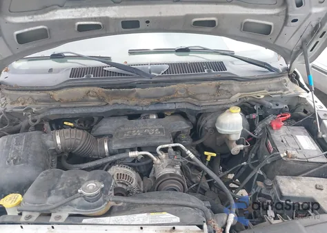 2003 Dodge Ram 1500 Slt/Laramie/St из США, поврежденный, VIN 1D7HU18D93S255877